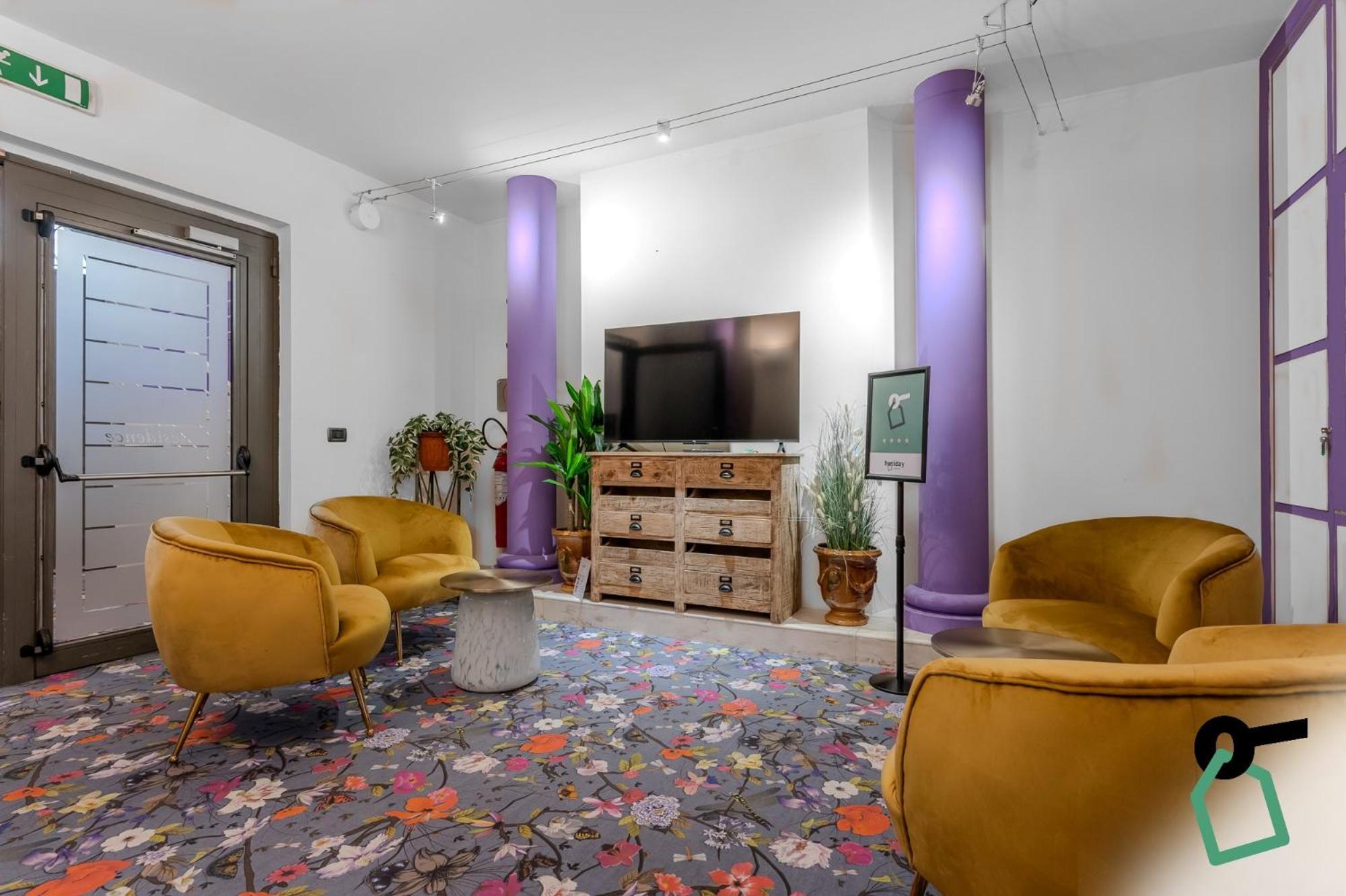 Hotiday Aparthotel Firenze מראה חיצוני תמונה